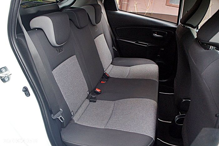 Toyota Yaris 1.5 VVT-i Y20 Club - 22