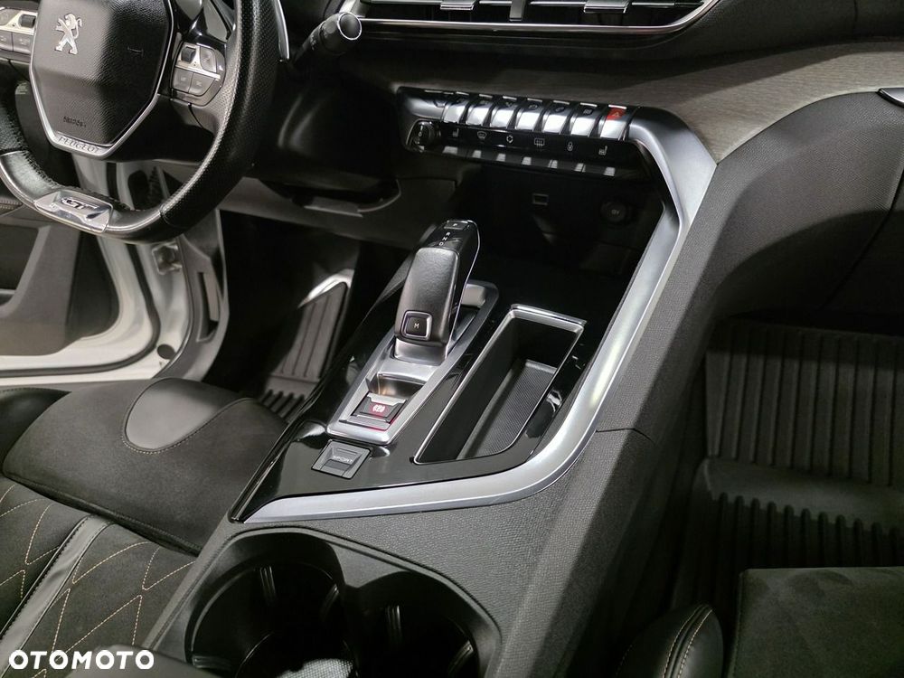 Peugeot 5008 2.0 BlueHDI GT S&S EAT8 - 26