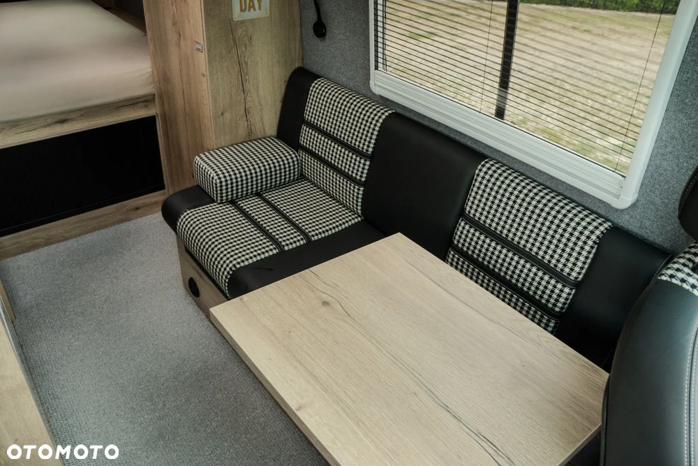 Mercedes-Benz Sprinter - 21