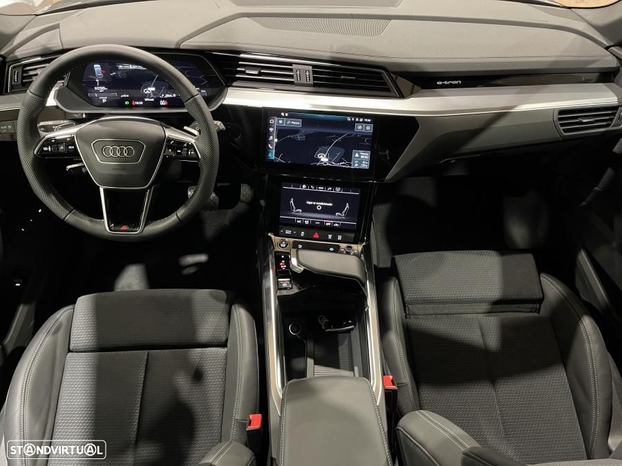 Audi e-tron 55 quattro S line - 21