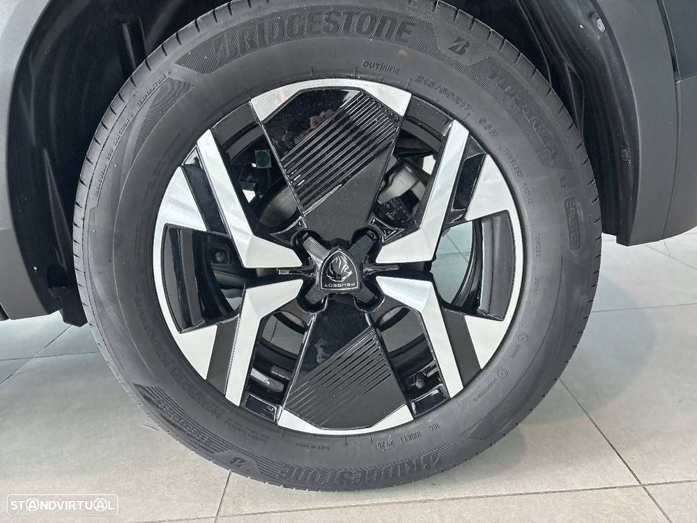 Peugeot 2008 1.2 Hybrid Allure e-DCS6 - 11