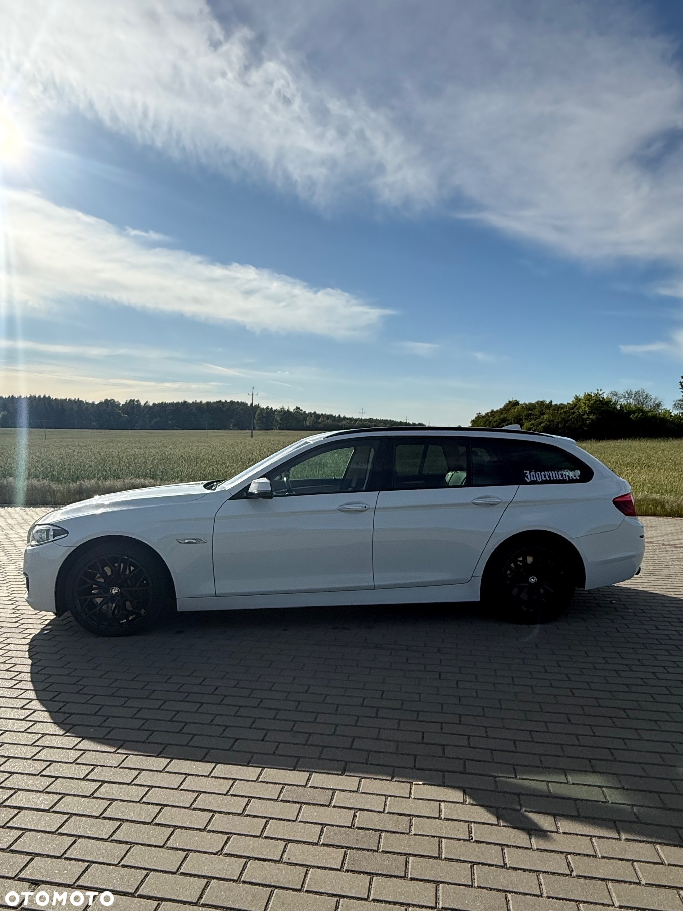 BMW Seria 5 528i xDrive Luxury Line - 4
