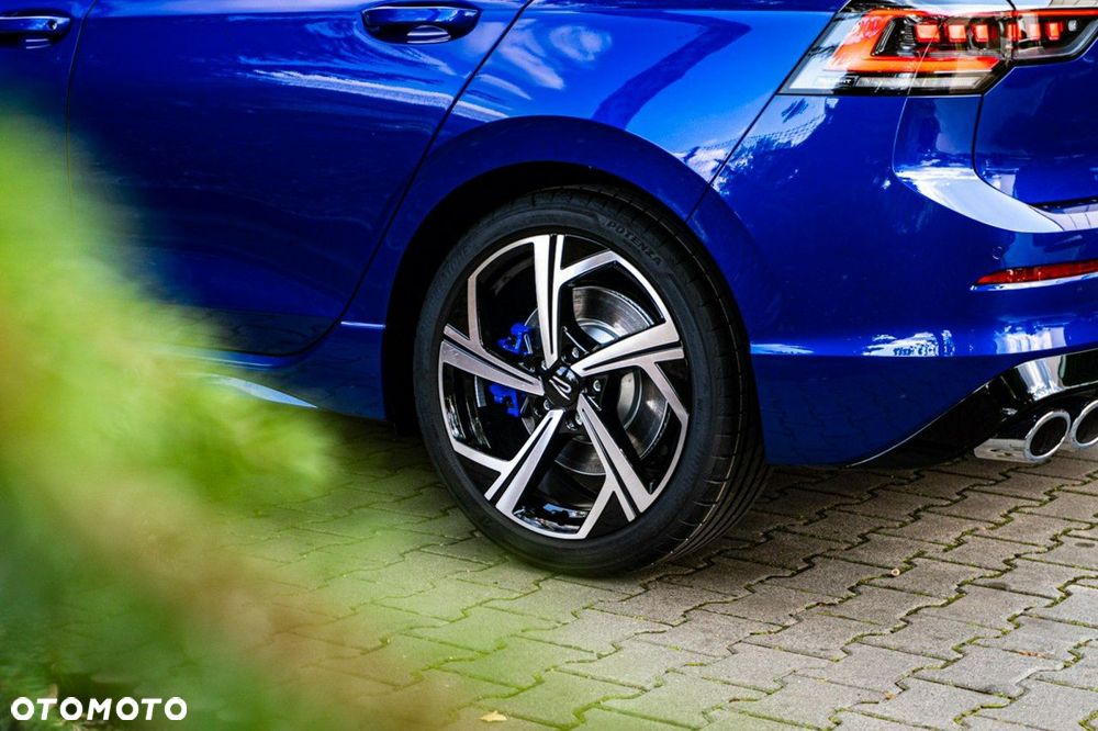 Volkswagen Golf - 13