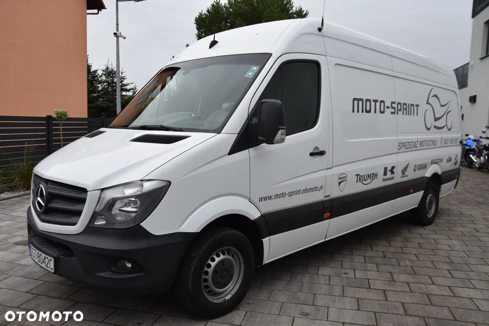 Mercedes-Benz Sprinter - 1