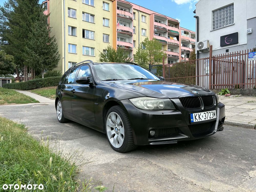 BMW Seria 3 318i - 1