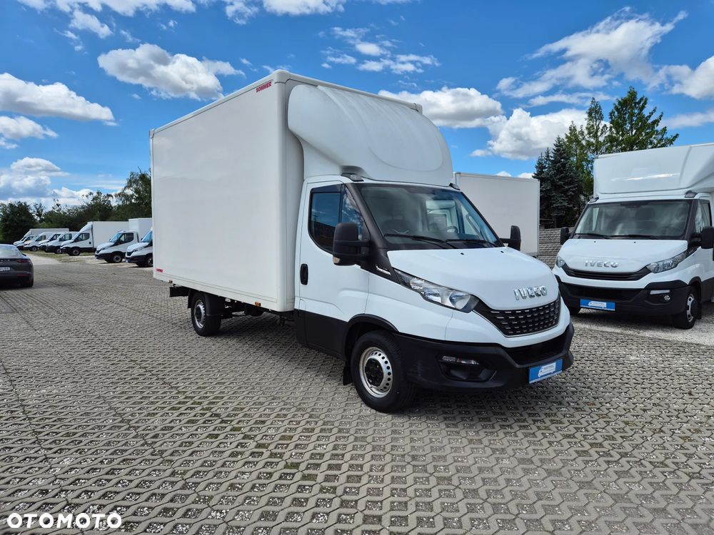 Iveco Daily 35S14 Hi-Matic, kontener 8PAL, pneumatyka, klimatyzacja - 2