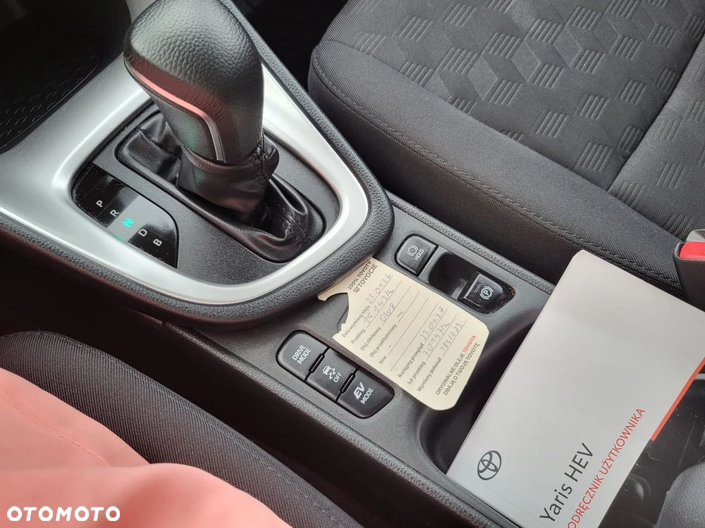 Toyota Corolla Cross 1.8 Hybrid Comfort - 20
