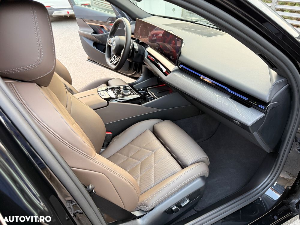 BMW Seria 5 540d xDrive AT MHEV - 13