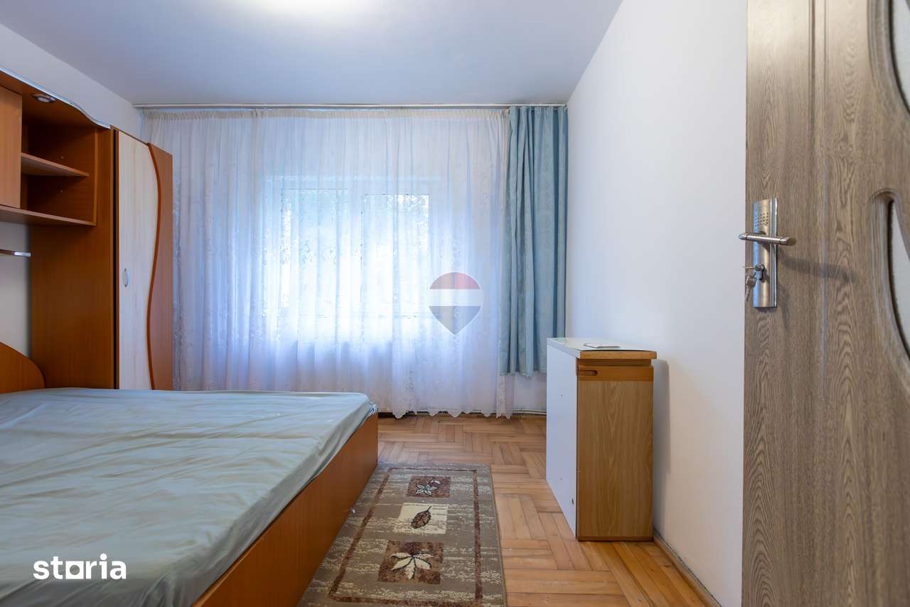 Apartament spațios cu 3 camere, etaj 1 – Strada Ștefan cel Mare — fotografia 3