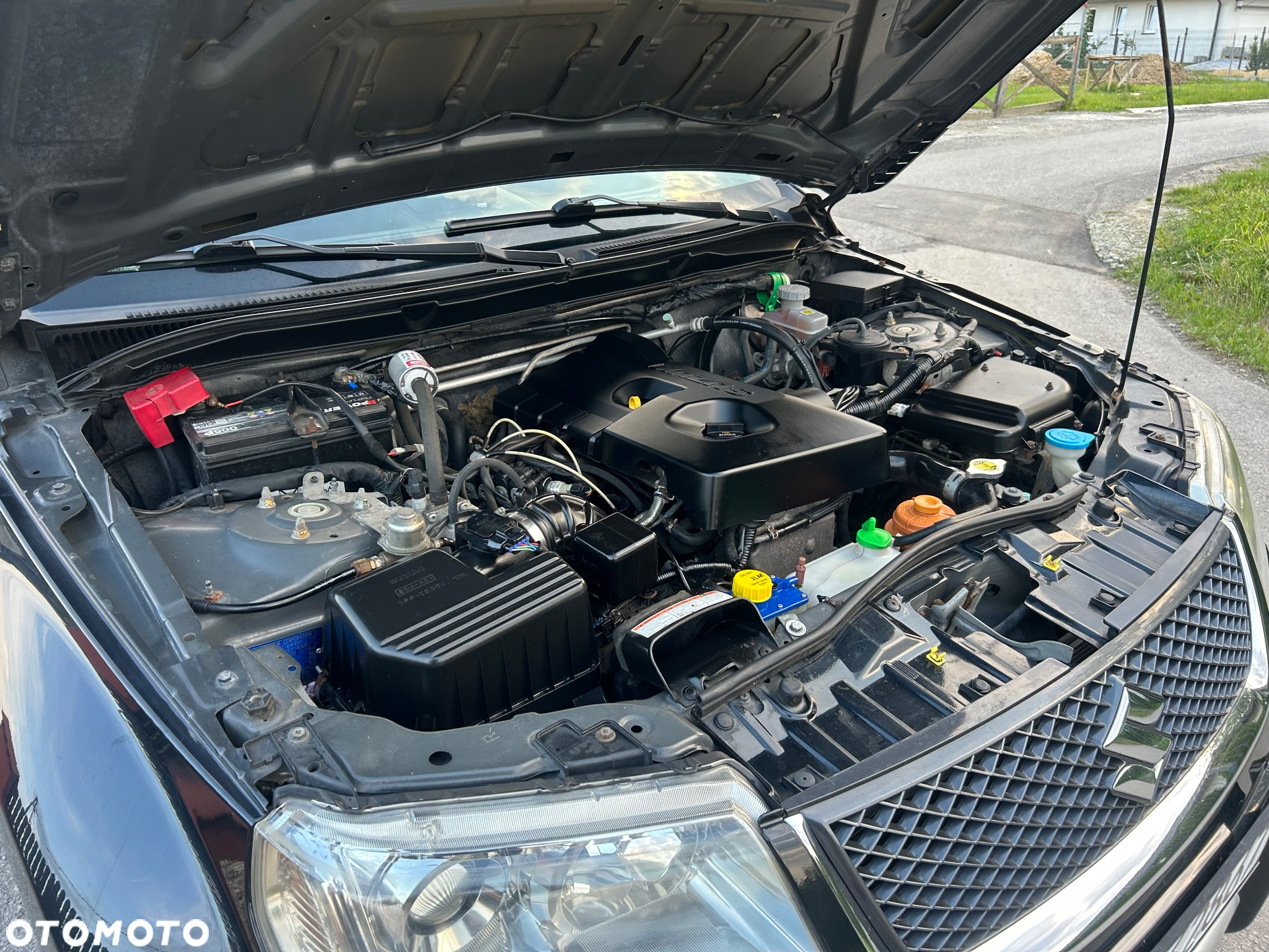 Suzuki Grand Vitara 2.0 - 18