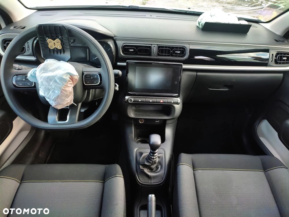 Citroën C3 1.2 PureTech Shine - 8