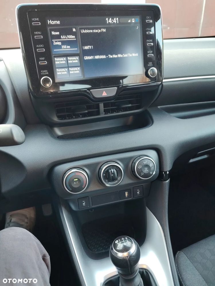 Toyota Yaris 1.5 Comfort - 3