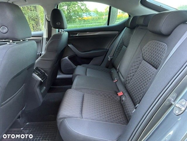Skoda Superb 1.5 TSI Ambition DSG - 29