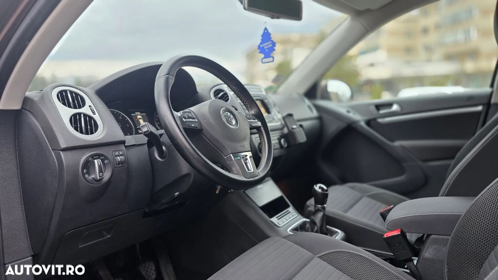 Volkswagen Tiguan 2.0 TDI DPF BlueMotion Technology Cup Sport & Style - 6