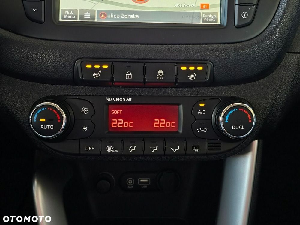 Kia Ceed - 24