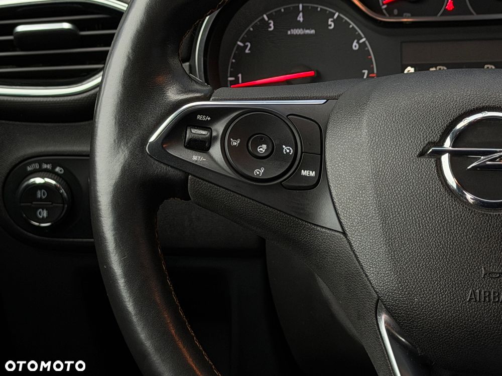 Opel Crossland X 1.2 T GPF Elite S&S - 13