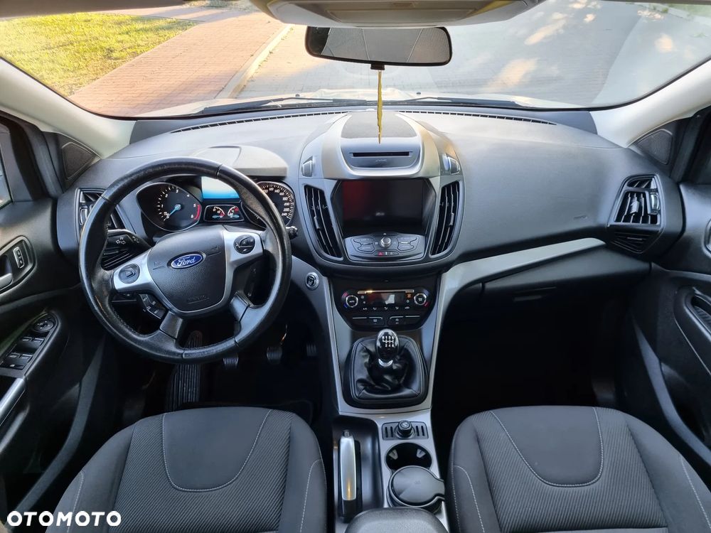 Ford Kuga 2.0 TDCi 4x2 Trend - 37