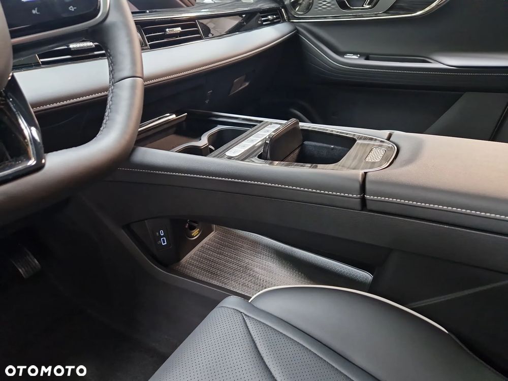 Omoda E5 63.2kWh Premium - 31