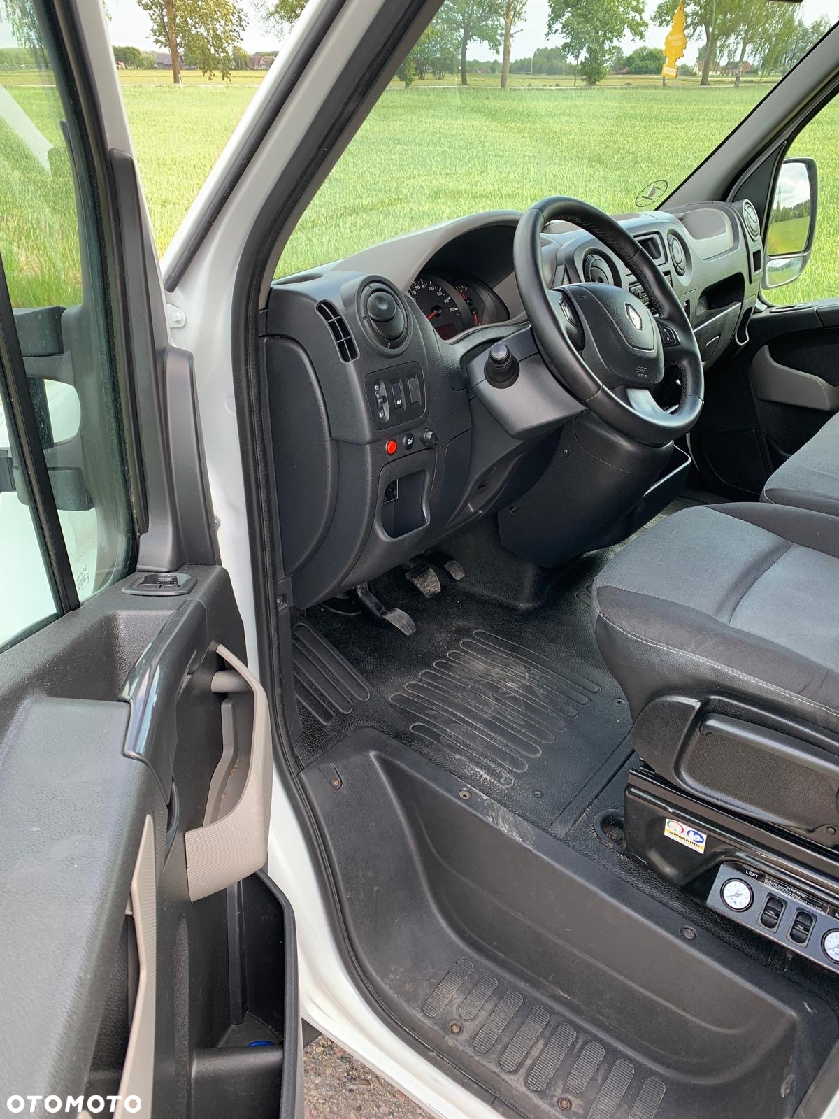 Renault Master - 20