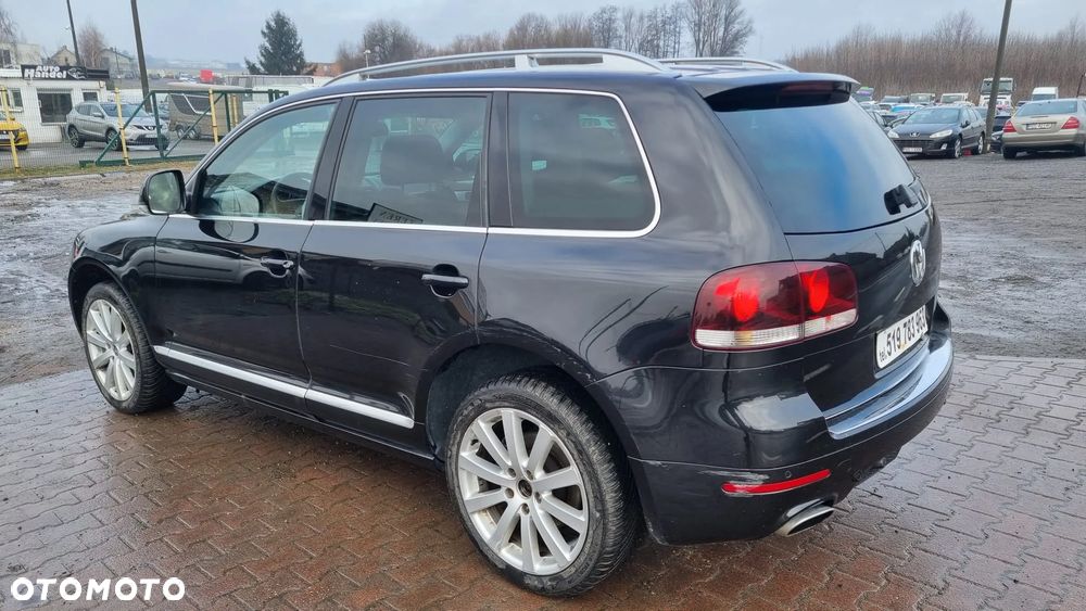 Volkswagen Touareg - 12