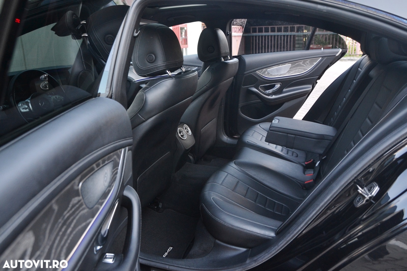 Mercedes-Benz CLS 300 d 9G-TRONIC AMG Line - 19