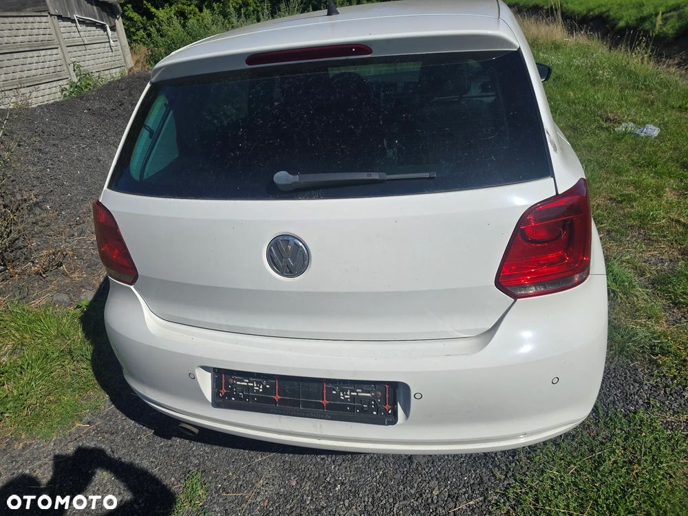 Klapa tył vw polo V 6R 6C w kolorze LB9A - 1