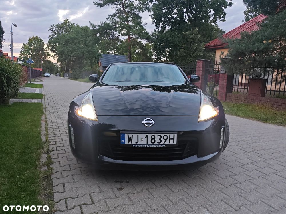 Nissan 370 Z - 8
