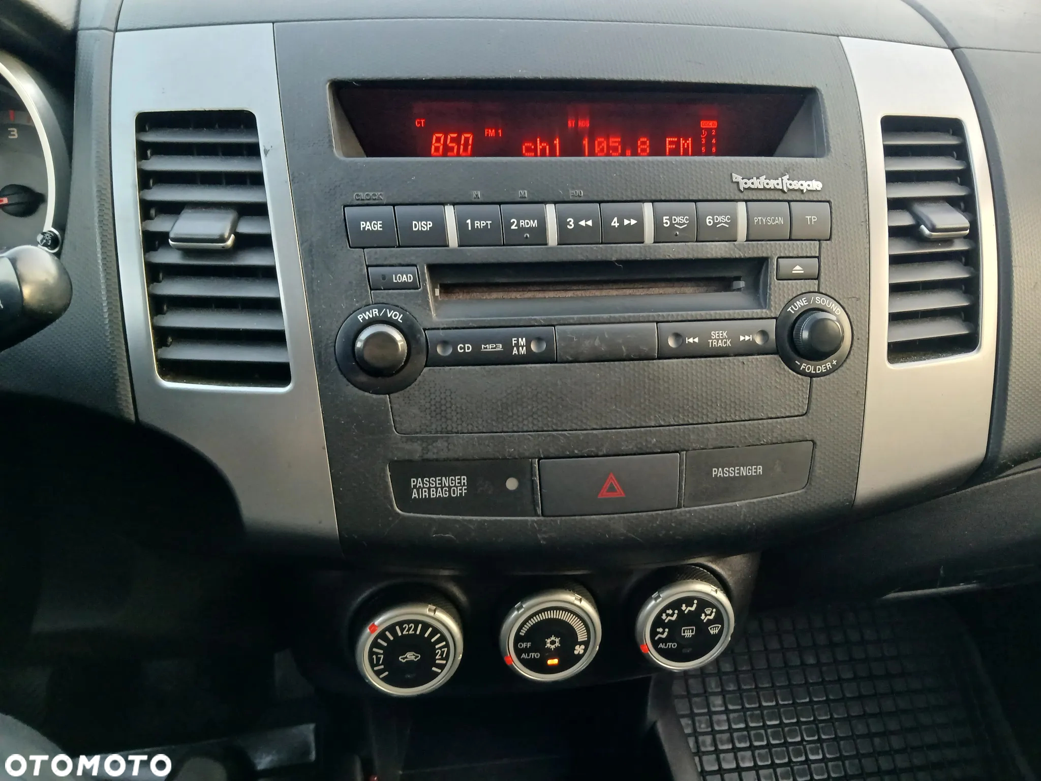 Mitsubishi Outlander 2.0 DID Intense + - 20