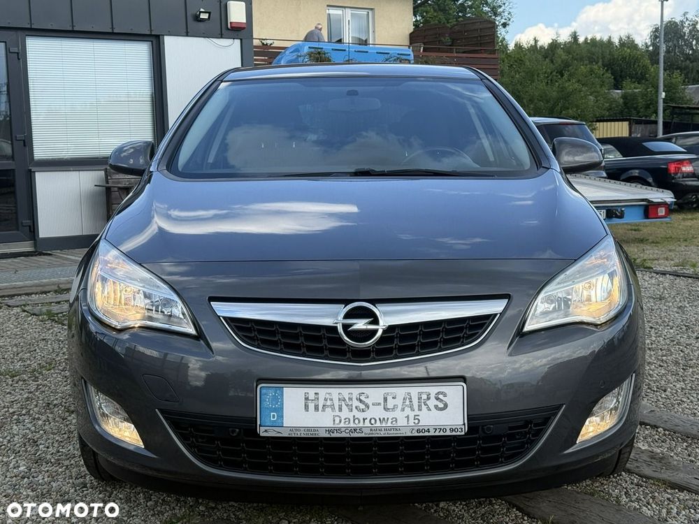 Opel Astra - 11