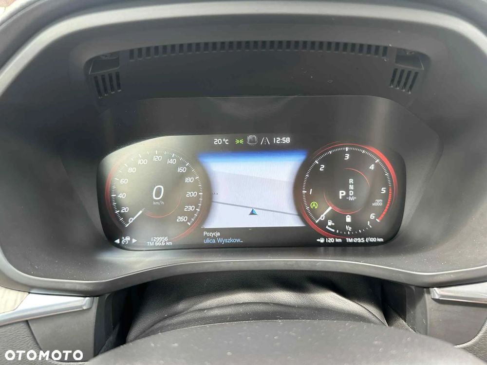 Volvo XC 60 B5 D AWD Inscription - 34