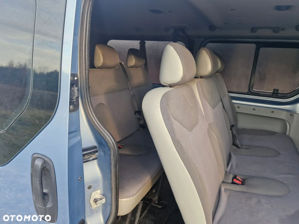 Opel Vivaro L2H1 2.9t - 9