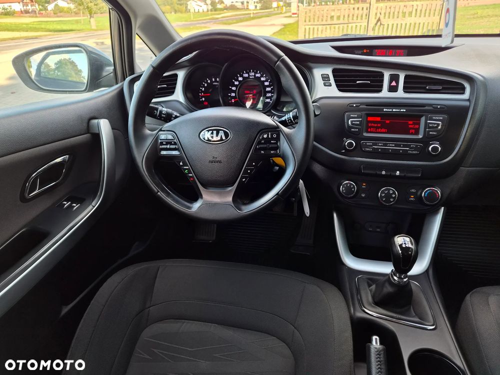 Kia Ceed 1.6 CRDi XL - 4
