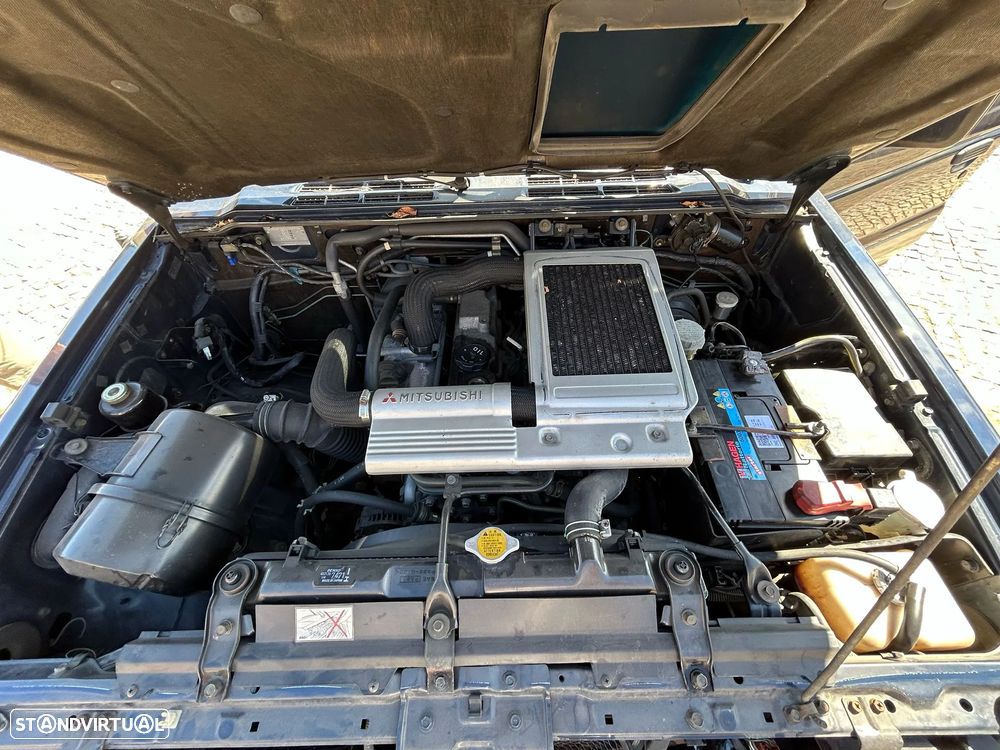 Mitsubishi Pajero 2.8 TD GLS ABS - 9