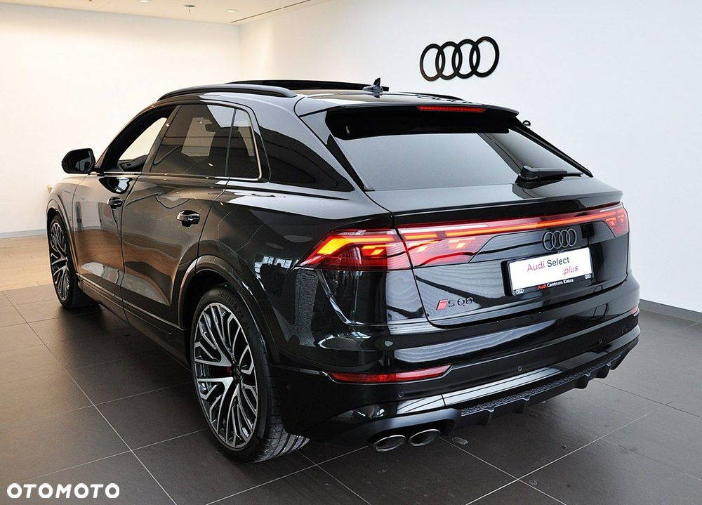 Audi SQ8 - 2