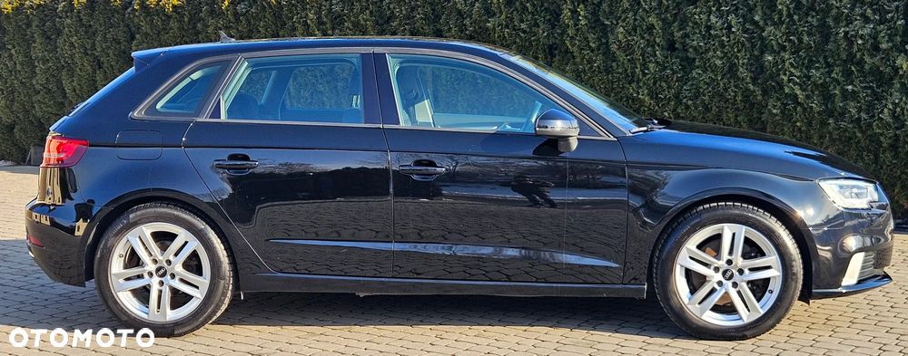 Audi A3 Sportback 2.0 TDI (clean diesel) quattro S tronic Attraction - 18
