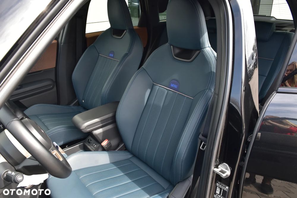 MINI Countryman SE ALL4 66.5kWh Linia Favoured - 14