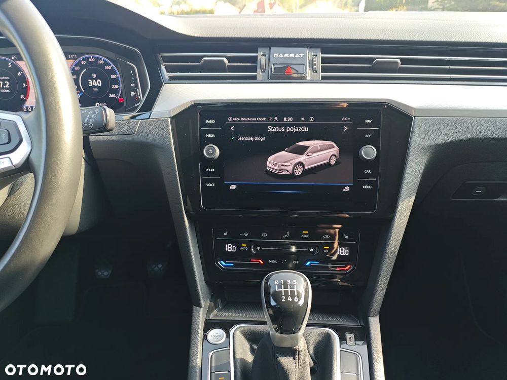 Volkswagen Passat 1.5 TSI EVO Business - 8