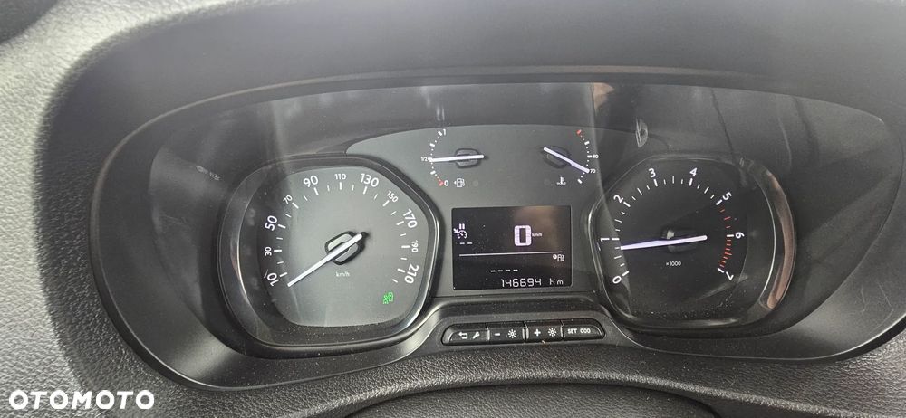 Peugeot Expert - 19