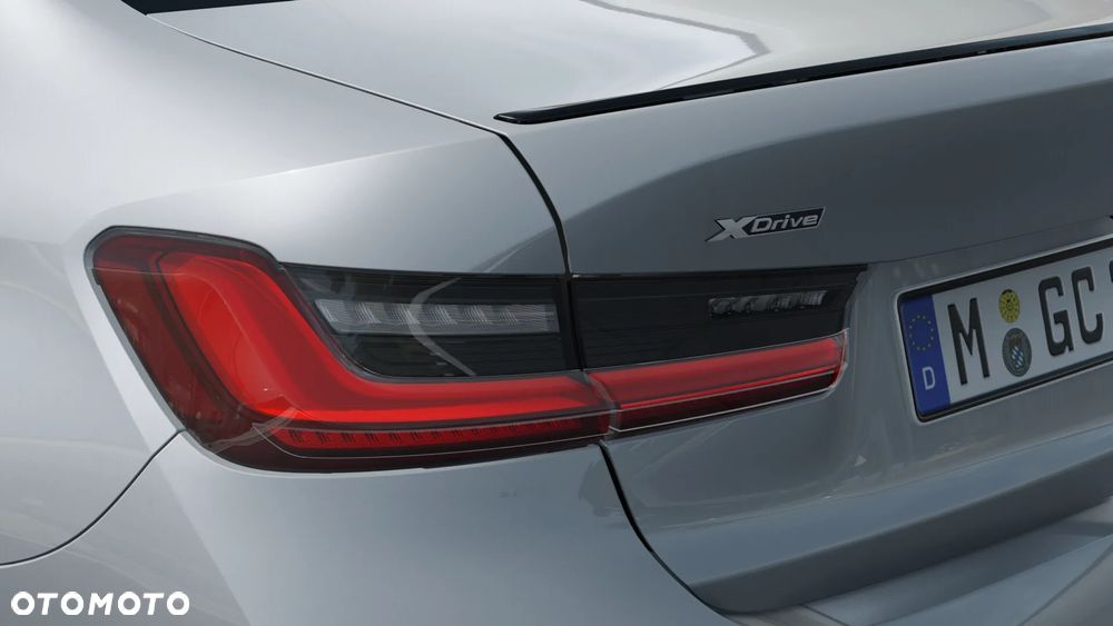 BMW Seria 3 320i M Sport sport - 12