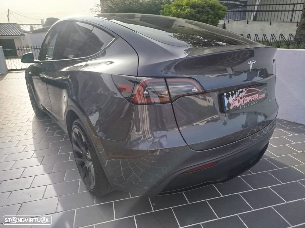 Tesla Model Y Long Range Tração Integral - 34