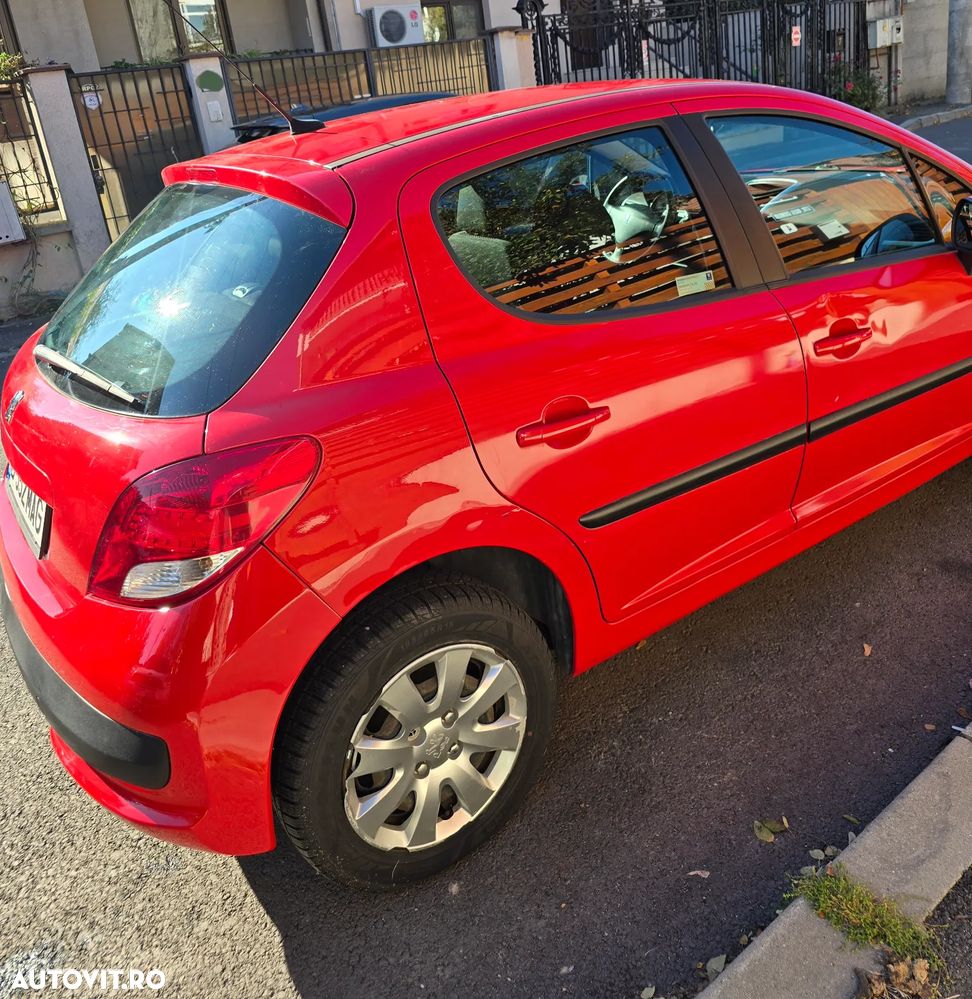 Peugeot 207 - 6