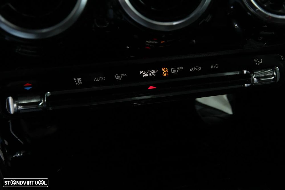 Mercedes-Benz A 180 d AMG Line Aut. - 12