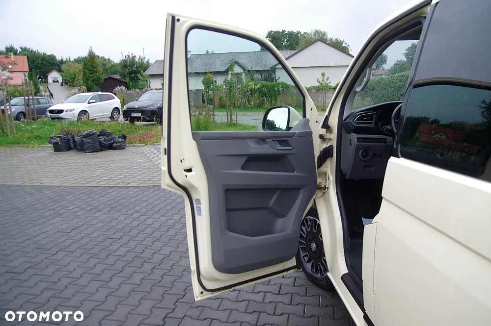 Volkswagen Caravelle 2.0 TDI L1 Highline 4Motion - 19