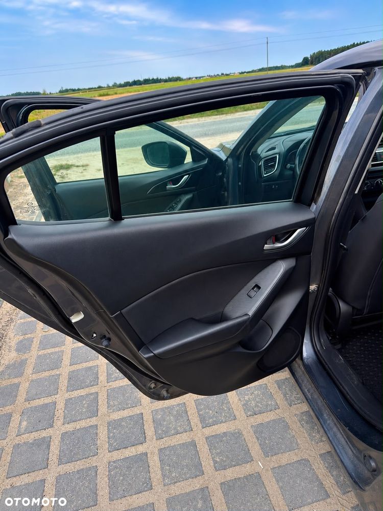Mazda 3 - 7