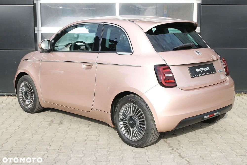 Fiat 500e - 11