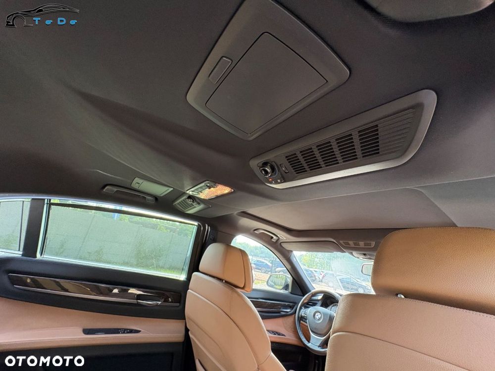 BMW Seria 7 750i L xDrive - 33
