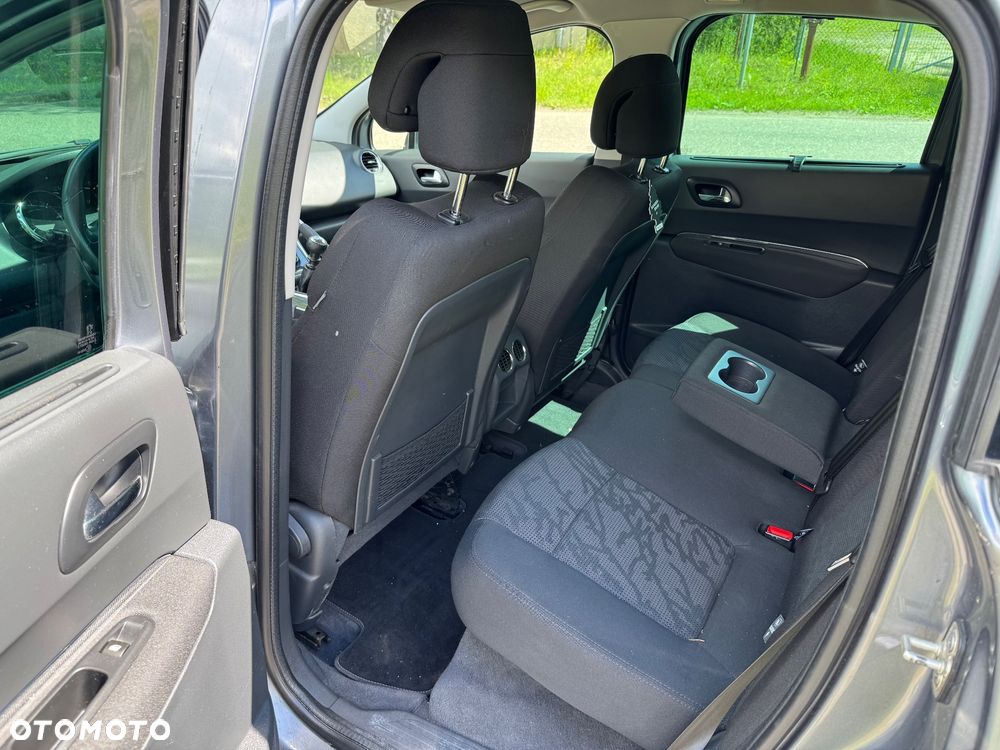 Peugeot 3008 HDi 150 Allure - 5