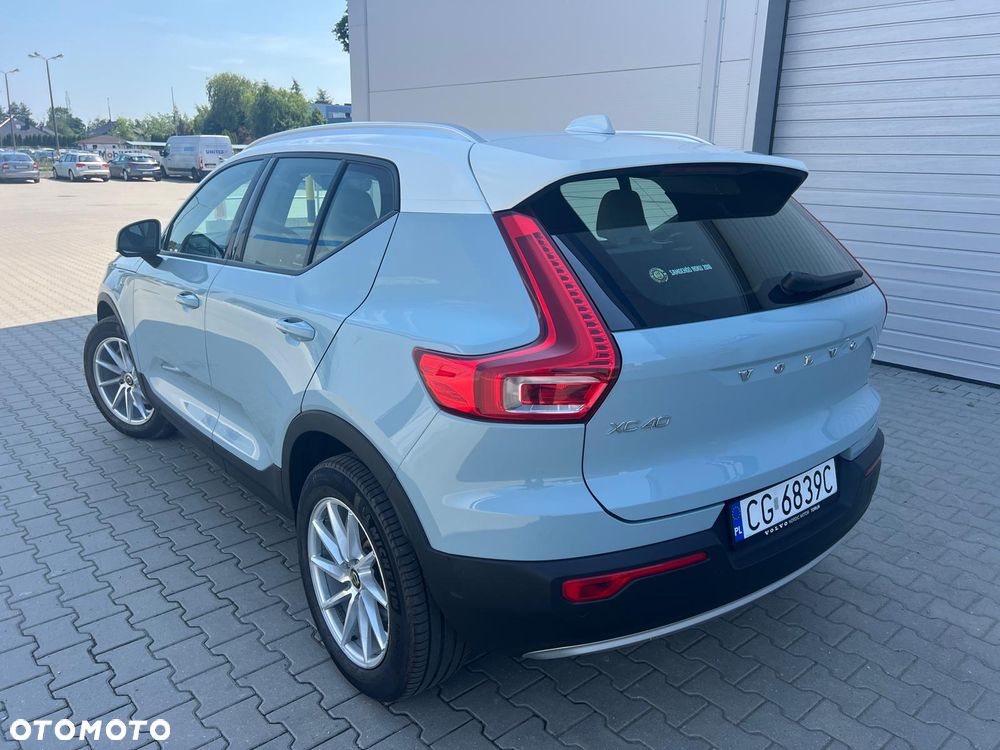 Volvo XC 40 T4 Momentum - 4
