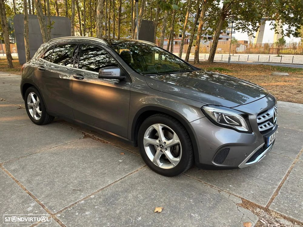 Mercedes-Benz GLA 250 4Matic 7G-DCT Style - 50