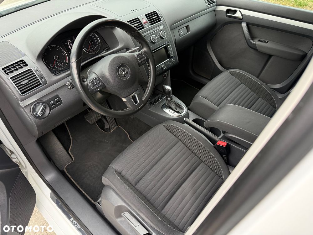 Volkswagen Touran 2.0 TDI DPF DSG Life - 9